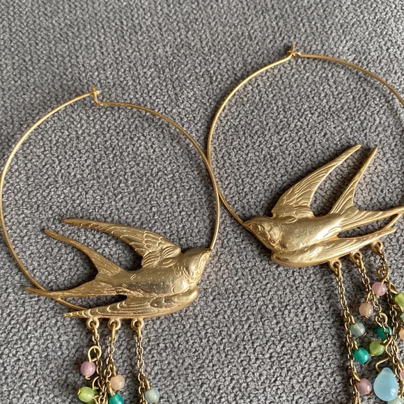 Urban Outfitters Bird Beaded Gold Hoop Earrings - Picture 2 of 3